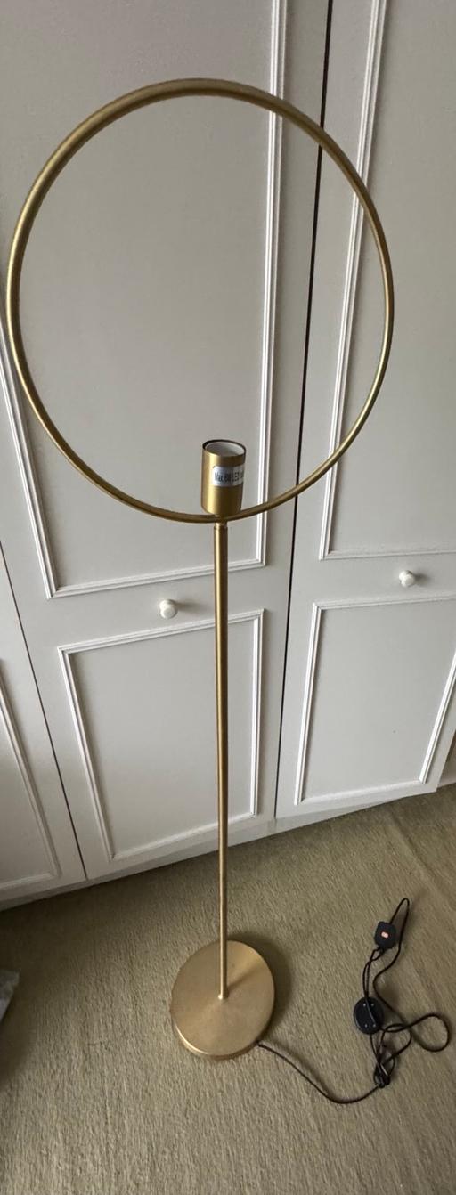 Buy & Sell South Hackney East London - Photos for Gold uplighter