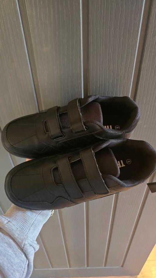 Buy & Sell Tipton Sandwell - Photos for boys school shoes trainers size junior 6