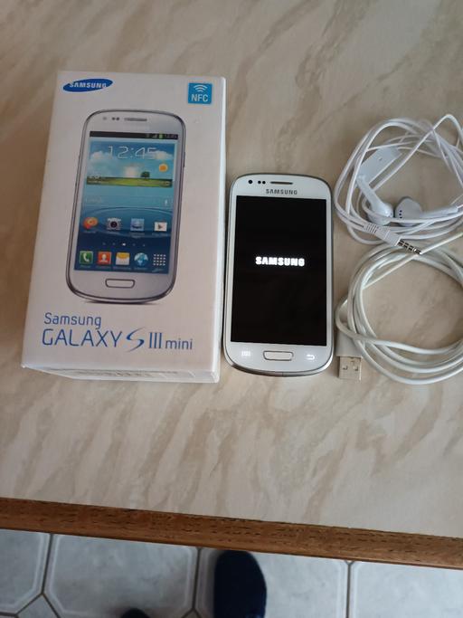 Buy & Sell Burscough West Lancashire - Photos for mobile phone