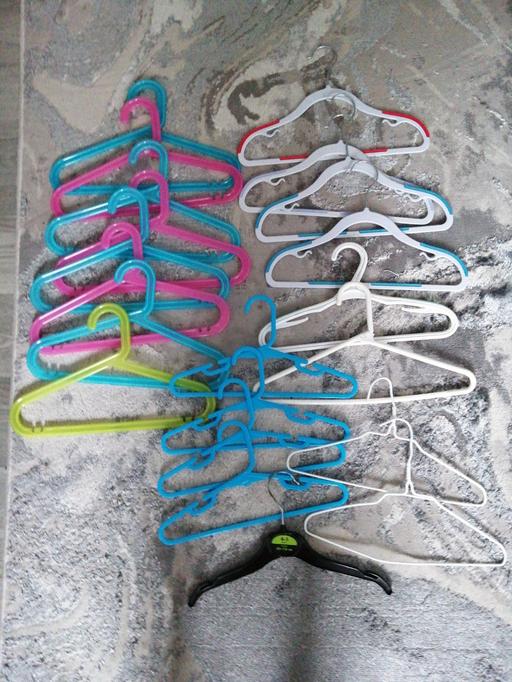 Buy & Sell Wednesfield Wolverhampton - Photos for Hangers bundle