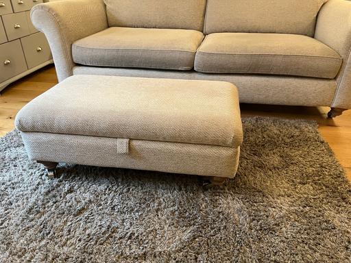 Buy & Sell Shirley South East London - Photos for Dfs 4 seater sofa and footstool