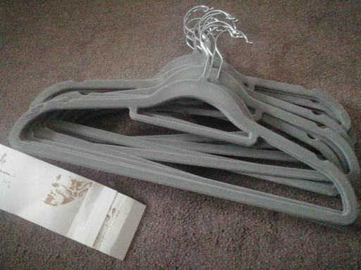 Buy & Sell Heath Town Wolverhampton - Photos for 15 New grey flocked coat hangers
