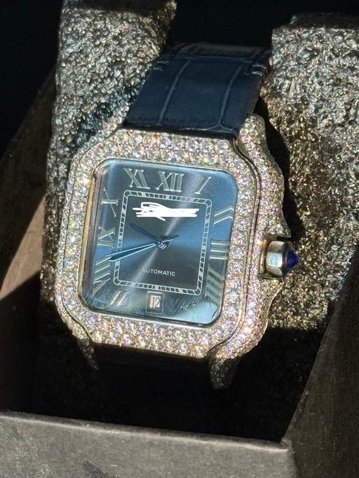 Buy & Sell Quine`s Hill Douglas - Photos for Iced out watch
