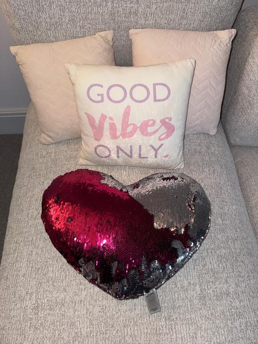 Buy & Sell Birmingham Birmingham - Photos for Cushions