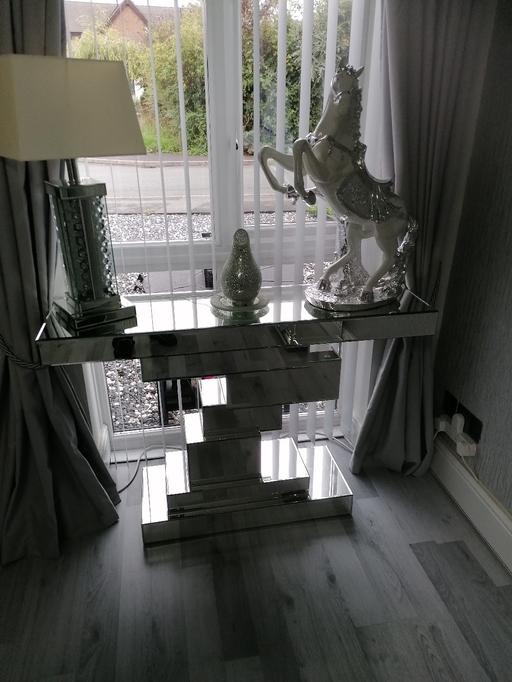 Buy & Sell Aston Stafford - Photos for console table