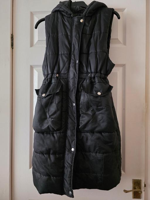 Buy & Sell Blackpool Town Centre Blackpool - Photos for Long length black hooded gilet size M