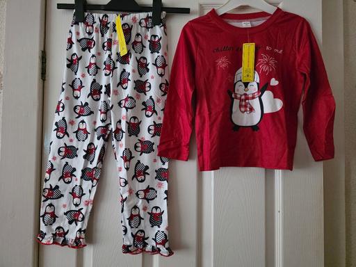 Buy & Sell Blackpool Town Centre Blackpool - Photos for Christmas pyjamas age 5 yrs BNWT