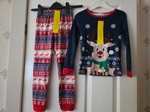 Buy & Sell Blackpool Town Centre Blackpool - Photos for Reindeer pyjamas age 7 yrs BNWT