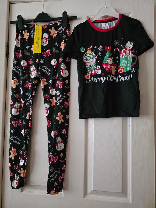Buy & Sell Blackpool Town Centre Blackpool - Photos for Christmas pyjamas age 11yrs BNWT