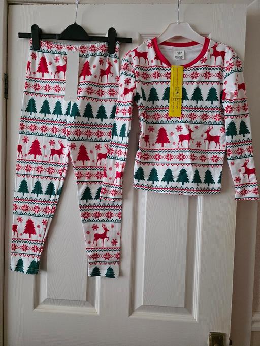 Buy & Sell Blackpool Town Centre Blackpool - Photos for Christmas pyjamas age 10 yrs BNWT