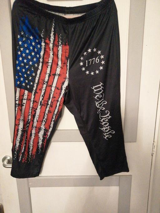 Buy & Sell Wednesfield Wolverhampton - Photos for ladies cut off leggings size *XL*