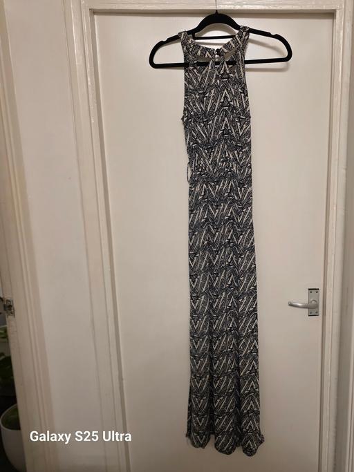 Buy & Sell Belgrave Walk Station Merton - Photos for Black and White Maxi dress