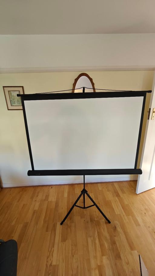 Buy & Sell Dunton Green Sevenoaks - Photos for Duronic Projector Screen TPS60 /43