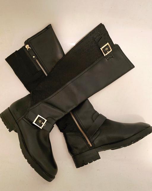 Buy & Sell Greenwich South East London - Photos for Donna Karan New York Dkny Monogram Boots New