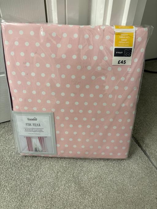 Buy & Sell Whittington Lichfield - Photos for Pink polka dot Dunelm curtains