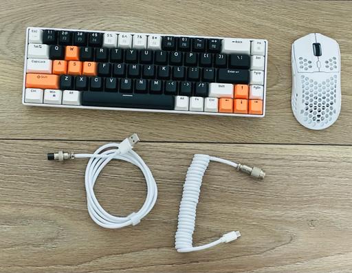 Buy & Sell Lye Dudley - Photos for Gaming Mechanical Keyboard and Mouse