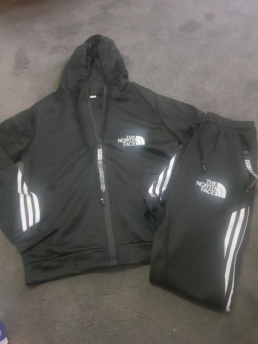 Buy & Sell Longley Sheffield - Photos for tracksuit new never worn size small