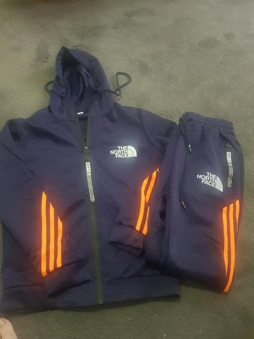 Buy & Sell Longley Sheffield - Photos for boys tracksuit new in pack size small