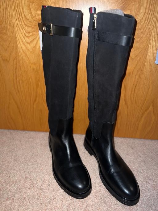 Buy & Sell Tulse Hill South East London - Photos for Tommy Hilfiger black leather boots