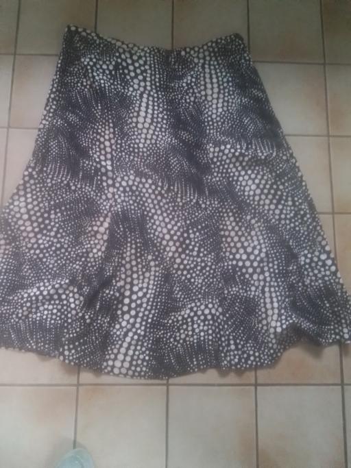 Buy & Sell Streetly Walsall - Photos for M/S LADIES SKIRT