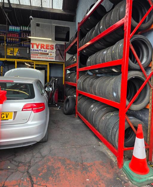 Vehicles Middleton Rochdale - Photos for TYRES USED & NEW - Tyres Fitting