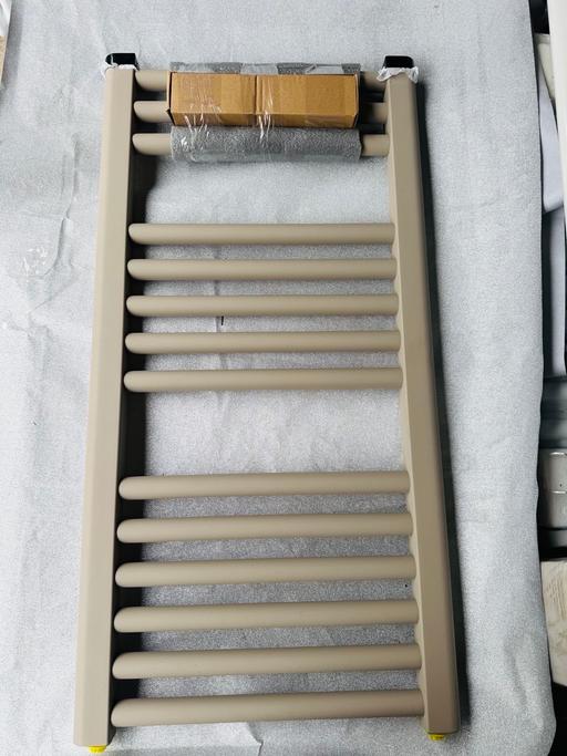 Buy & Sell Brierley Hill Dudley - Photos for Towel Rail beige. 300w x800h