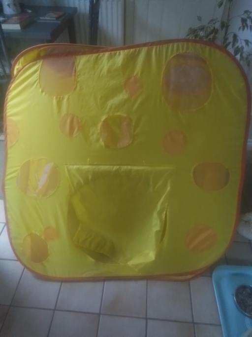 Buy & Sell Streetly Walsall - Photos for KIDS POP UP TENT FOR INSIDE OR OUT