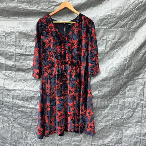 Buy & Sell Amblecote Dudley - Photos for Tommy Hilfiger Star Print Velvet Dress UK 12
