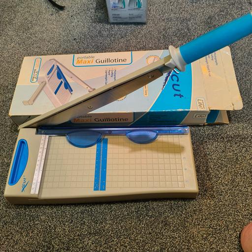 Classes Quinton Birmingham - Photos for XCut paper cutter