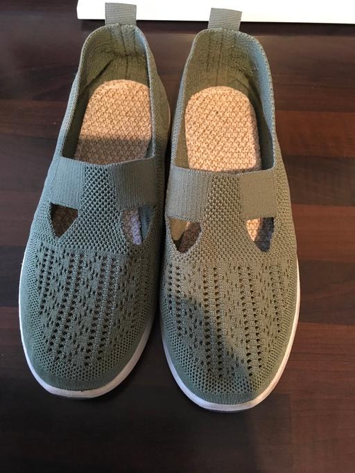 Buy & Sell Langford Central Bedfordshire - Photos for Comfy slip ons size 4