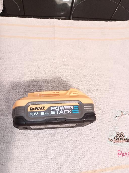 Buy & Sell Harrow on the Hill North West London - Photos for DeWalt powerstack 5ah battery