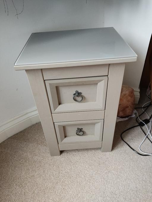 Buy & Sell Quinton Birmingham - Photos for bedside table