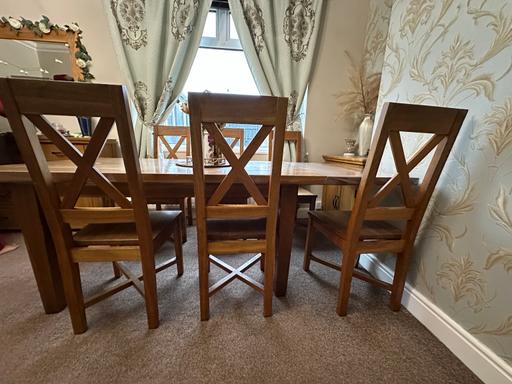 Buy & Sell Ormesby Middlesbrough - Photos for Oak dining table and chairs
