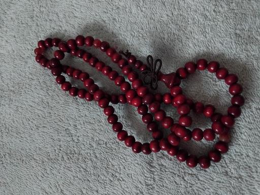 Buy & Sell Milton Regis Swale - Photos for red necklace