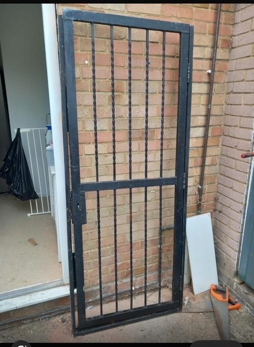Buy & Sell Lambourne End Epping Forest - Photos for Iron gate