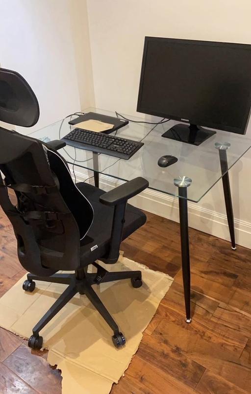 Buy & Sell Hatch End Harrow - Photos for Modern glass desk/dining table