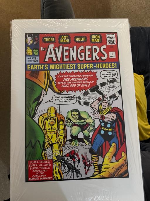 Buy & Sell Poplar East London - Photos for Marvel Avengers comic canvas poster
