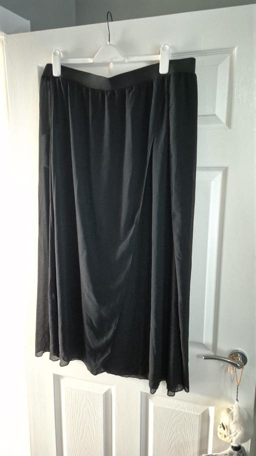 Buy & Sell Park Hill Sheffield - Photos for skirt