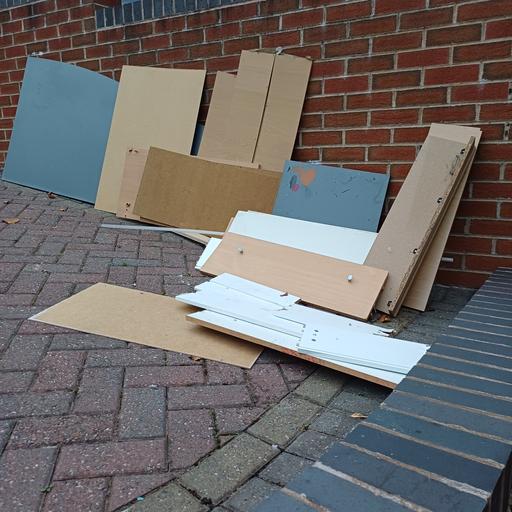 Buy & Sell Hill Top Sandwell - Photos for Bonfire wood / firewood free