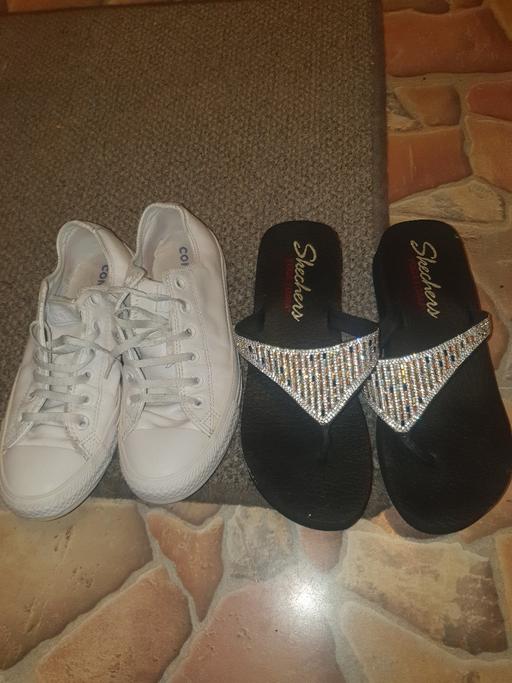 Buy & Sell Pensnett Dudley - Photos for Leather Pumps & Yoga Foam Sandals , Size 7 ,