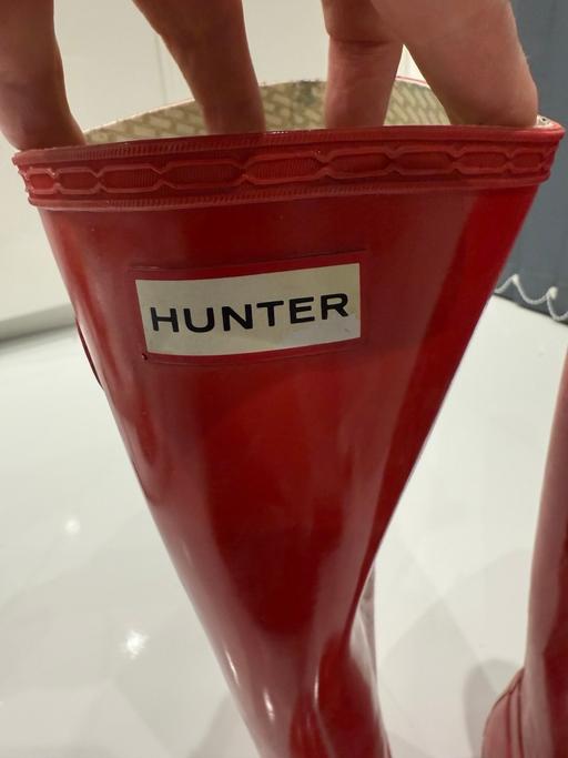 Buy & Sell Edmonton North London - Photos for Woman’s long Hunter Boots in Red UK 4