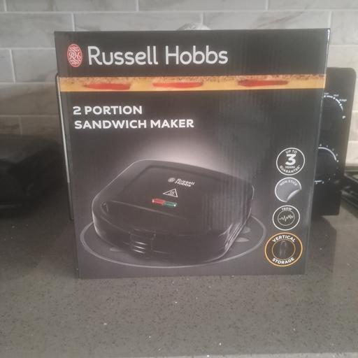Buy & Sell Jaywick Tendring - Photos for b/n RUSSELL HOBBS SANDWICH MAKER