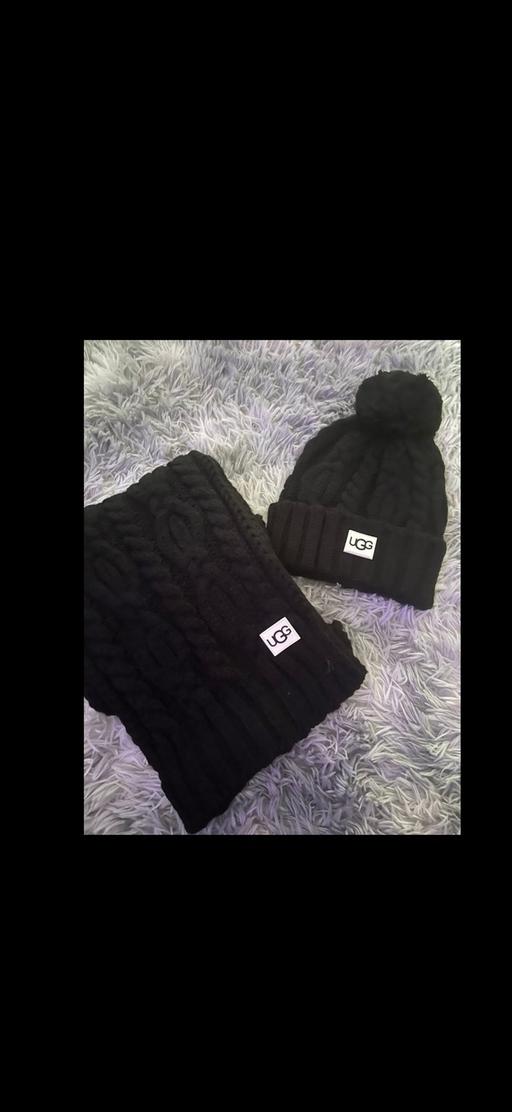 Buy & Sell Cantern Bank Shropshire - Photos for Hat & Scarf Matching Set