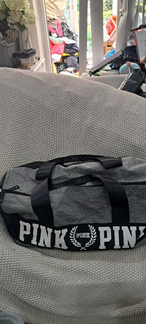 Buy & Sell Sutton Coldfield Birmingham - Photos for Pink Pink Duffel Bag