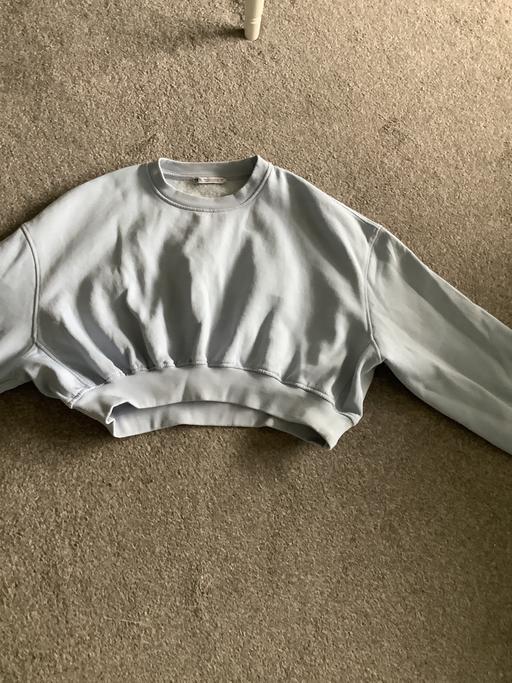Buy & Sell Walsall Wood Walsall - Photos for Cropped warm sweatshirt fits 10/12