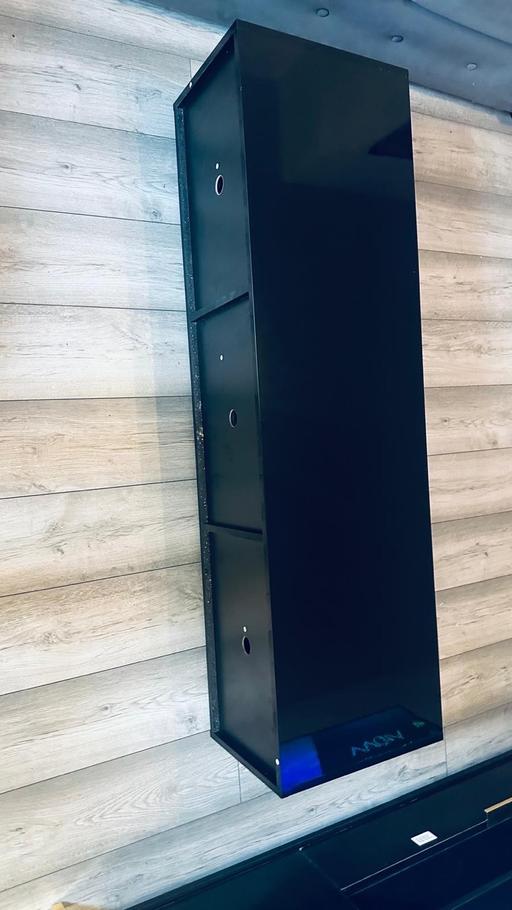 Buy & Sell Hackney East London - Photos for Tv unit and table