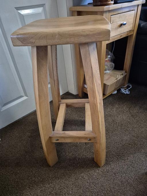 Buy & Sell Little Saredon South Staffordshire - Photos for Solid Oak Bar Stool