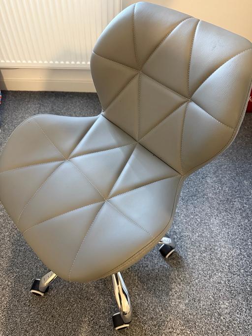 Buy & Sell Birmingham Birmingham - Photos for Swivel Chair