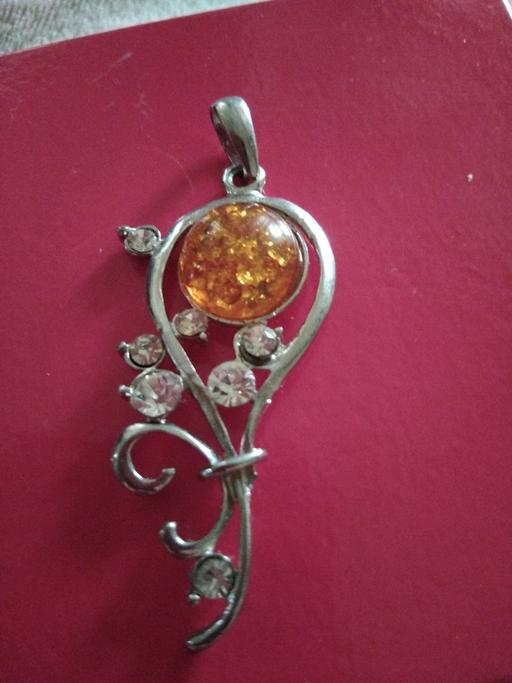 Buy & Sell Milton Regis Swale - Photos for pendant amber