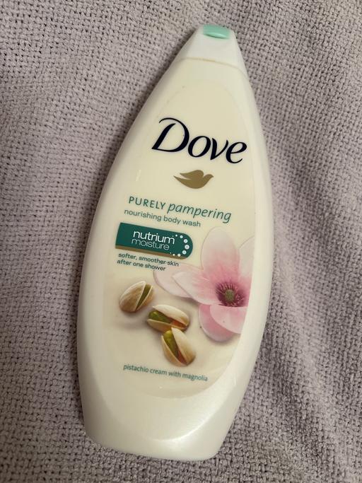 Buy & Sell Easington Lane Sunderland - Photos for Dove Body Wash ( New )